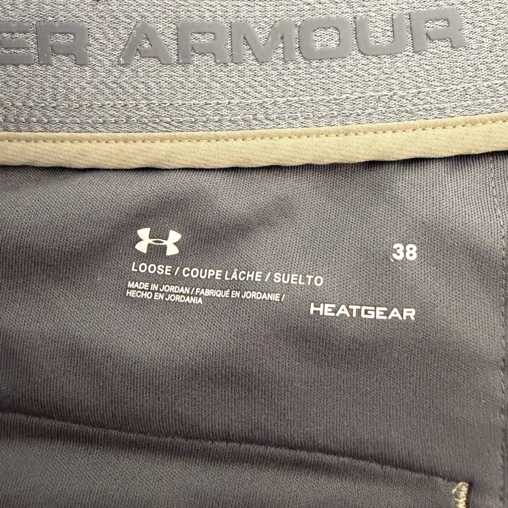 Under Armour Men 38 HeatGear‎ Golf Shorts Khaki Tan Loose Fit Stretch Athleisure